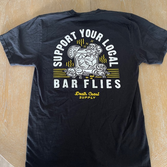 “Support your local bar flies” t-shirt - Picture 1 of 3